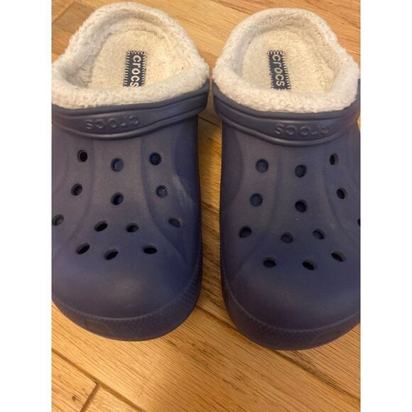 Crocs, unisex navy blue, fur lined classic slip on clogs M10 W12 - Picture 2 of 6